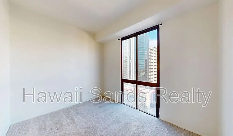 225 Queen St #21H — Photo 14