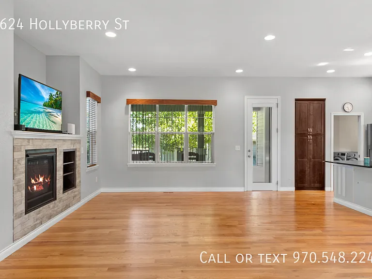 1624 Hollyberry St — Photo 6