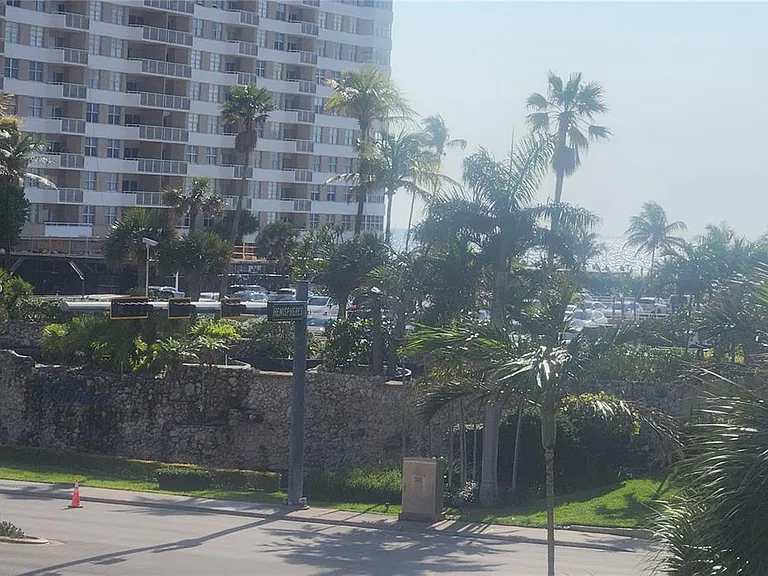 1985 S Ocean Dr #2K — Photo 10