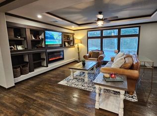 421 Oriole Trl, Canyon Lake, TX 78133