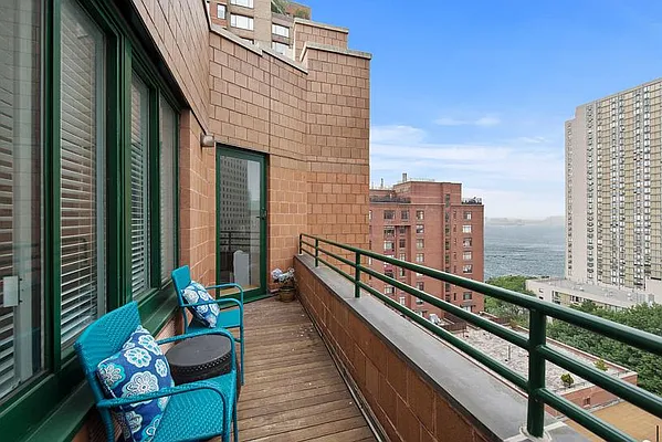 Rented by Keller Williams NYC | media 4