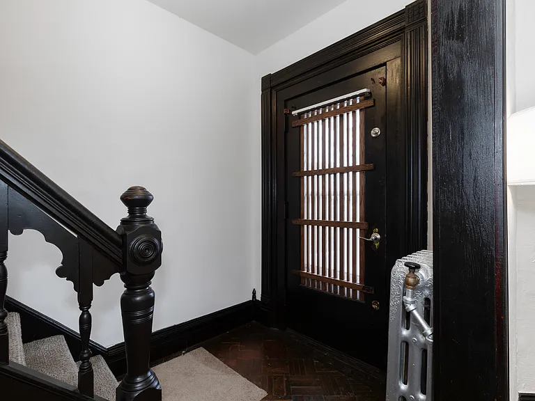 127 Ashworth Pl — Photo 20