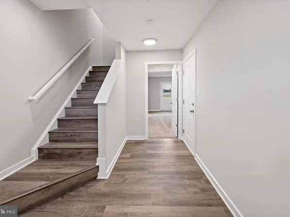 79 Olga Dr, Martinsburg, WV 25403