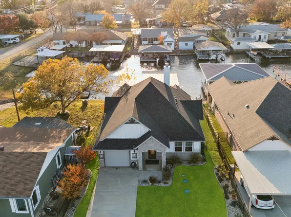 3404 Zanzibar Ct, Granbury, TX 76048