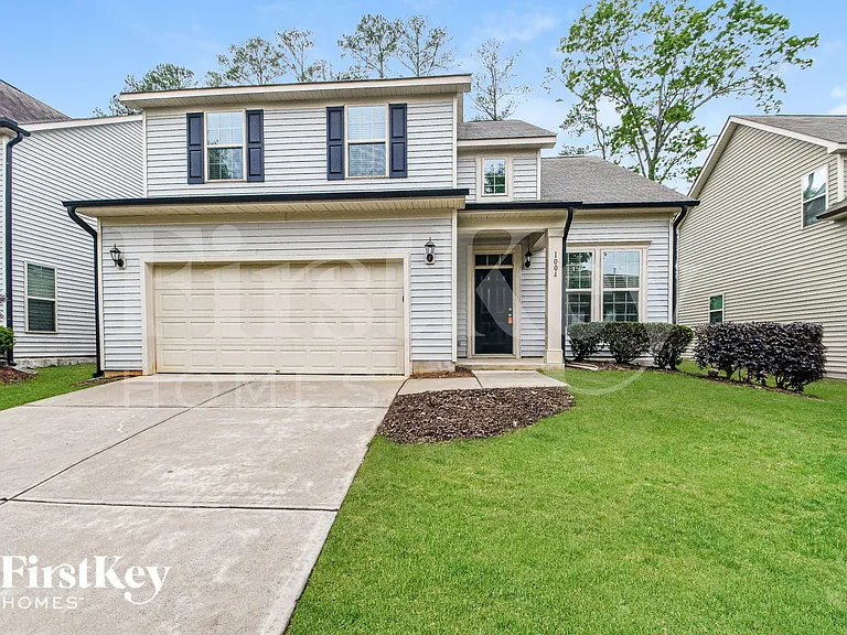 1004 Magnolia Farm Way — Photo 1