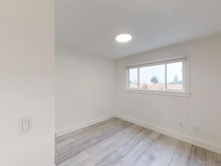 2252 Parker Street — Photo 29