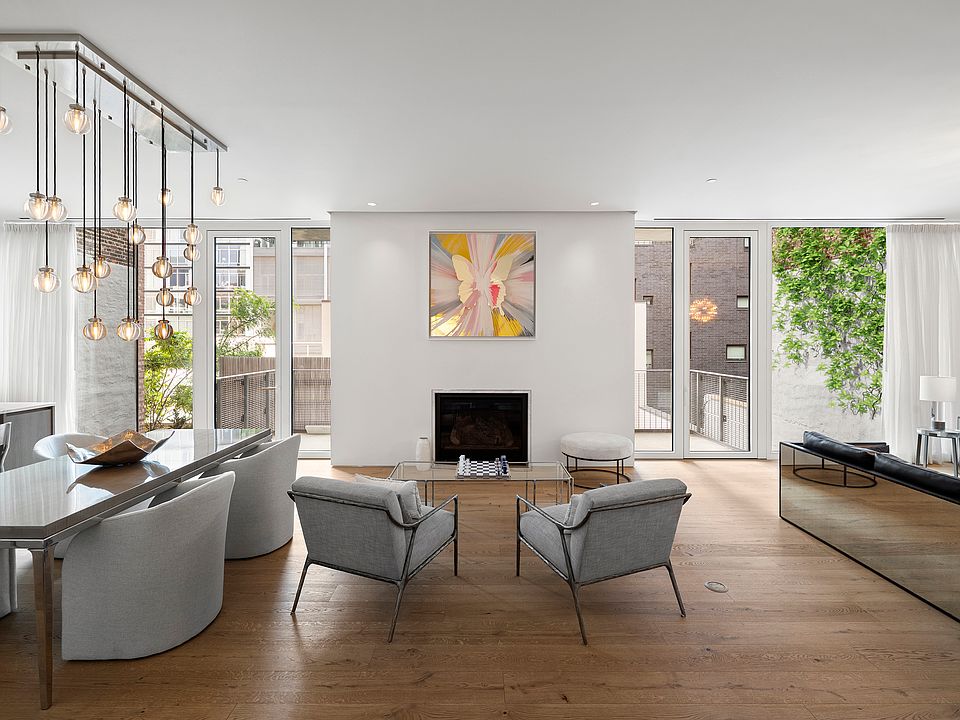 1st image of 532 W 20th St #4