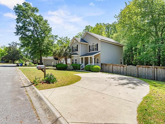 2nd image of 1044 Coatesdale Rd