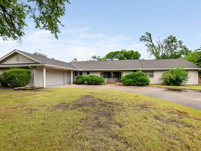 1348 N Estate Ct, Wichita, KS, 67208