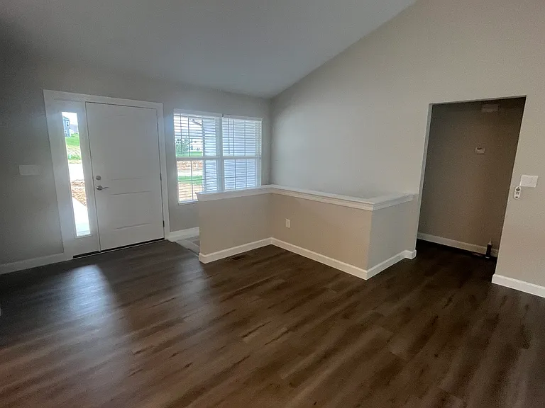 10720 Trenton Ln — Photo 13