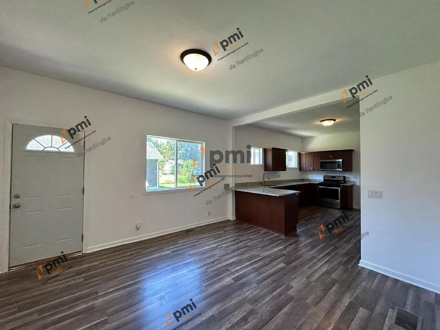 3 bed, 2.0 bath, 1125 sqft, $1,850 — Photo 4