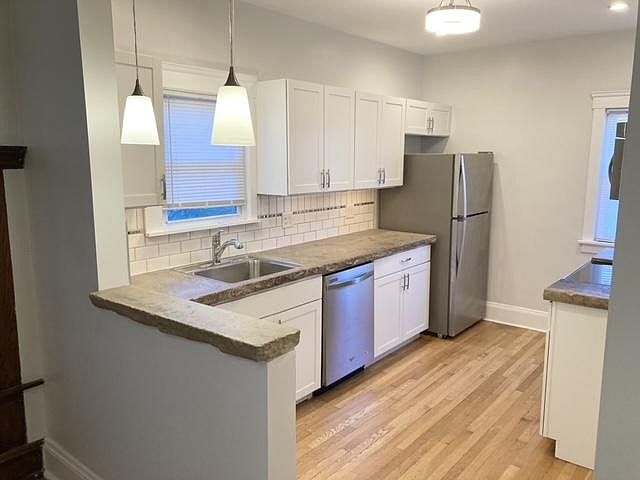 1st image of 1256 Donald Ave