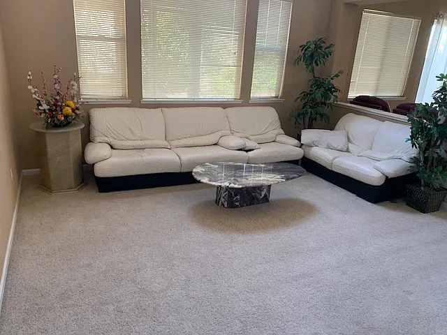 4 bed, 2.5 bath, 2724 sqft, $800 — Photo 4