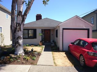 3440 Belvidere Ave SW, Seattle, WA 98126