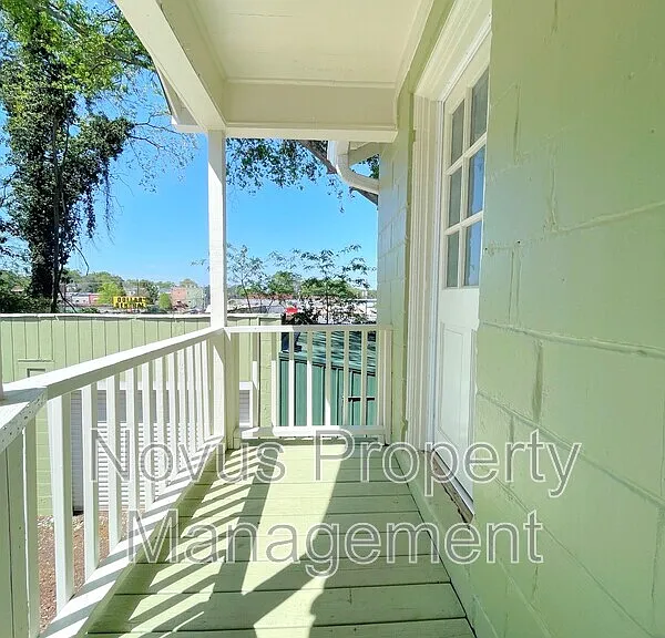 107 Parson St #B — Photo 4