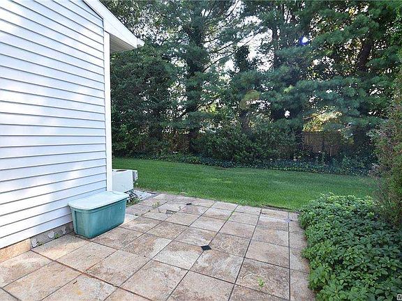 2nd image of 15 Standish Dr
