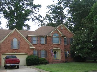 5220 Winding Bank Rd, Virginia Beach, VA 23455