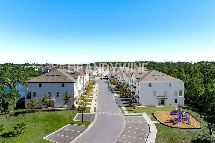 5640 Marbella Dr — Photo 28