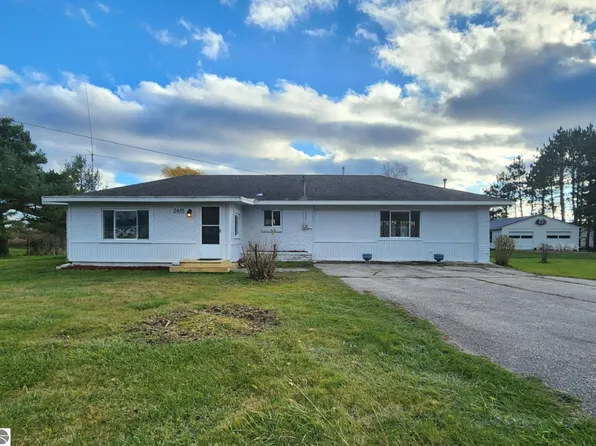 2815 W M 55, Tawas City, MI 48763