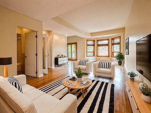 2nd image of 2706 N Wayne Ave #2