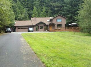 1745 Baywood Ln, Bayside, CA 95524