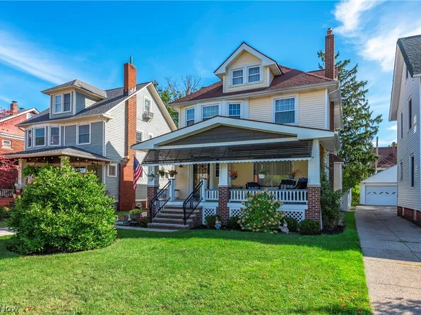 1565 Waterbury Rd, Lakewood, OH 44107