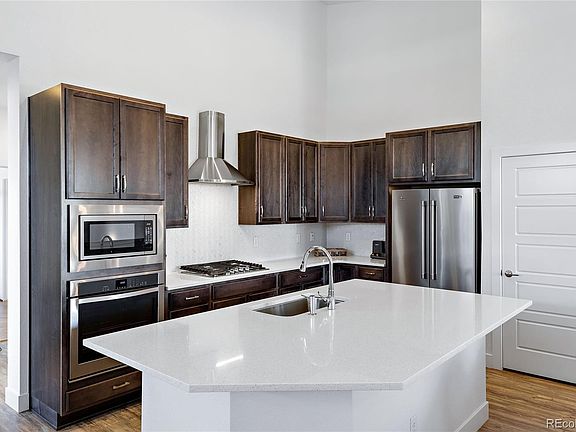 3rd image of 5798 Beeler Court