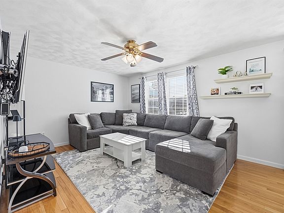 2nd image of 81 Salem Rd Unit 74