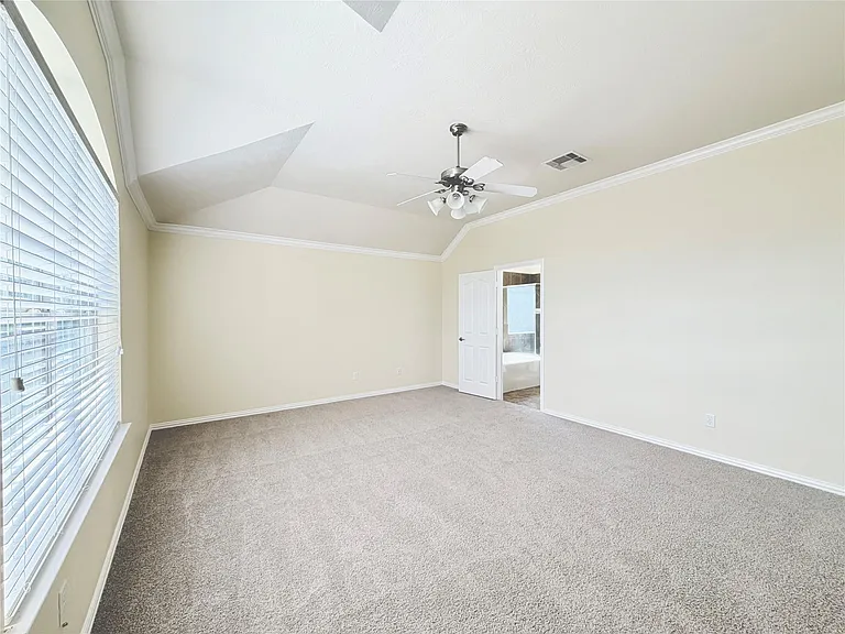 24514 Hikers Bend Dr — Photo 17