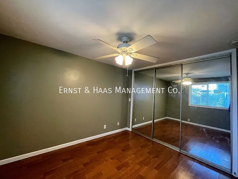 1957 San Francisco Ave #2 — Photo 14