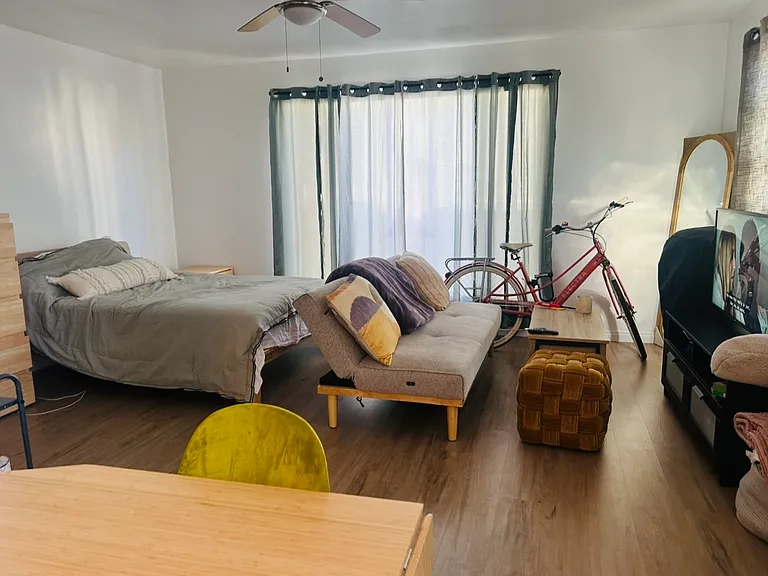 53 Argonne Ave #1 — Photo 1