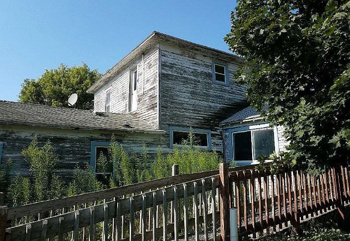 2nd image of 207 Depot St