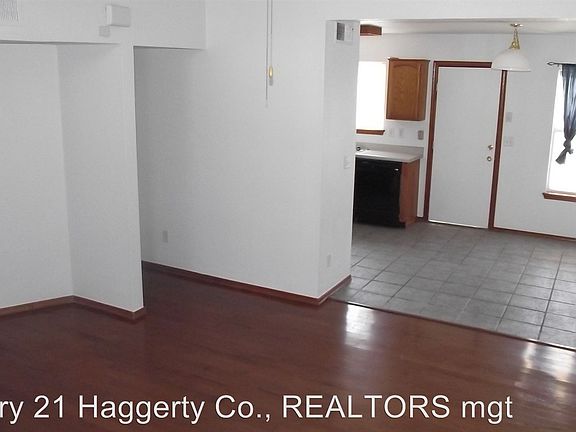 4th image of 11220 William McCool St