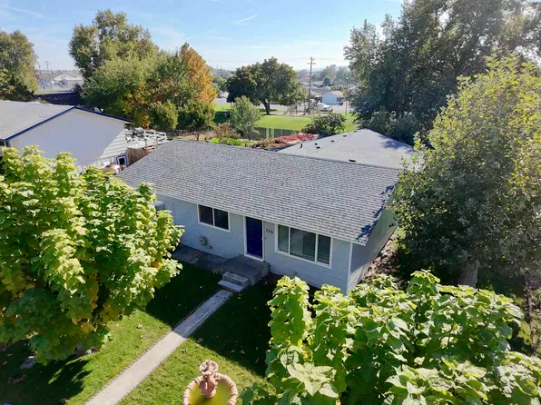 736 W Leola St, Pasco, WA 99301