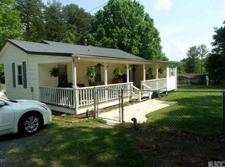 421 20th St NW, Hickory, NC 28601