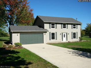 38876 Hidden Canyon Dr, Grafton, OH 44044