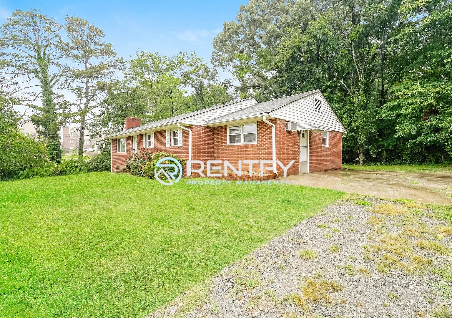 20 Kirkwood St Lexington, NC 27292 — Photo 2