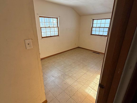 4th image of 16 NW 3rd St