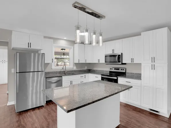 140 Dacus Ln, West Columbia, SC 29170