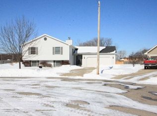 2814 28th Pl, Kenosha, WI 53140