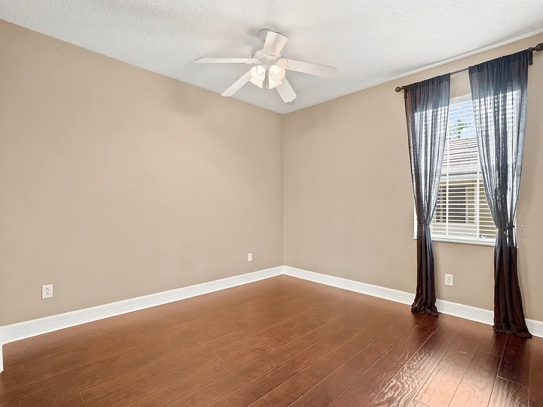 117 Hedgewood Dr — Photo 15