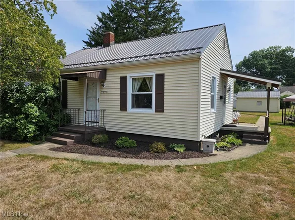 2120 Marion Ave, Zanesville, OH 43701