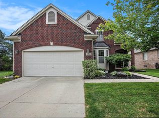 6344 Trailside Dr, Washington, MI 48094