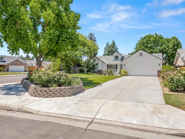 6185 N Milburn Ave, Fresno, CA 93722