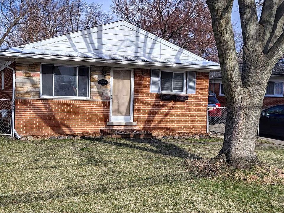 1st image of 31819 Jefferson Ave