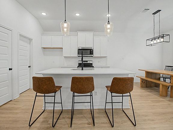 5th image of 3116 Brady Ct