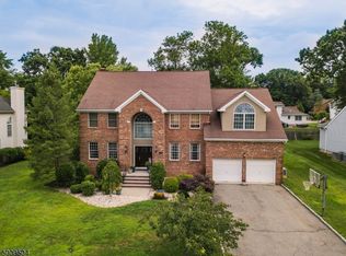 20 Verkade Dr, Wayne, NJ 07470