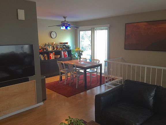 4th image of 527 Willowcreek Ct #527