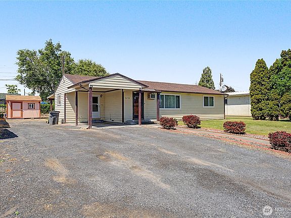 2nd image of 4294 Joann Drive NE