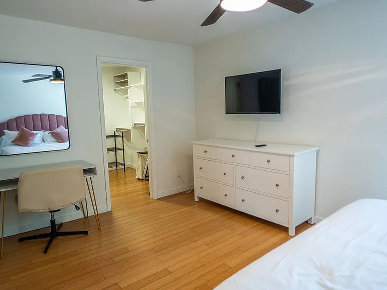 bedroom office